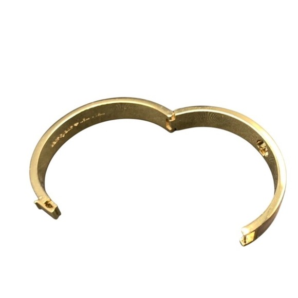 Kate Spade New York Gold‎ Pink Enamel Spade Hinged Bangle Bracelet With Bag - Picture 5 of 8